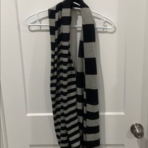 Black and grey eternity scarf